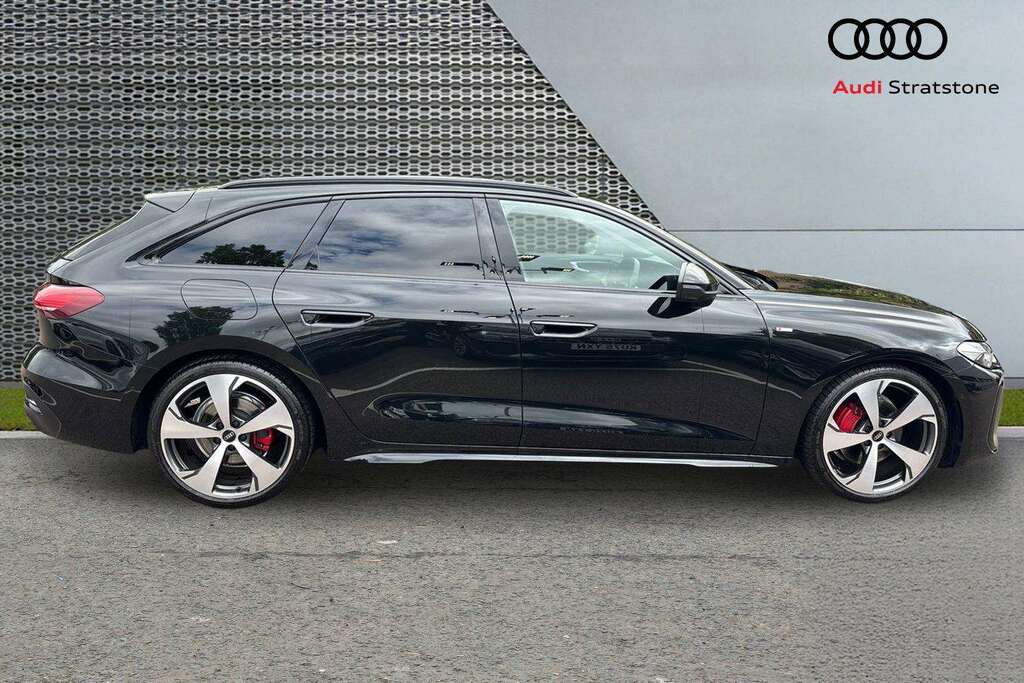 Audi A5 2.0 Tfsi 204 Edition 1 S Tronic 2025 Black #4