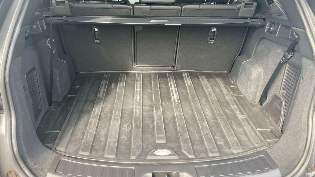 Land Rover Discovery Sport D200 Dynamic Se Eiger Grey Grey #9