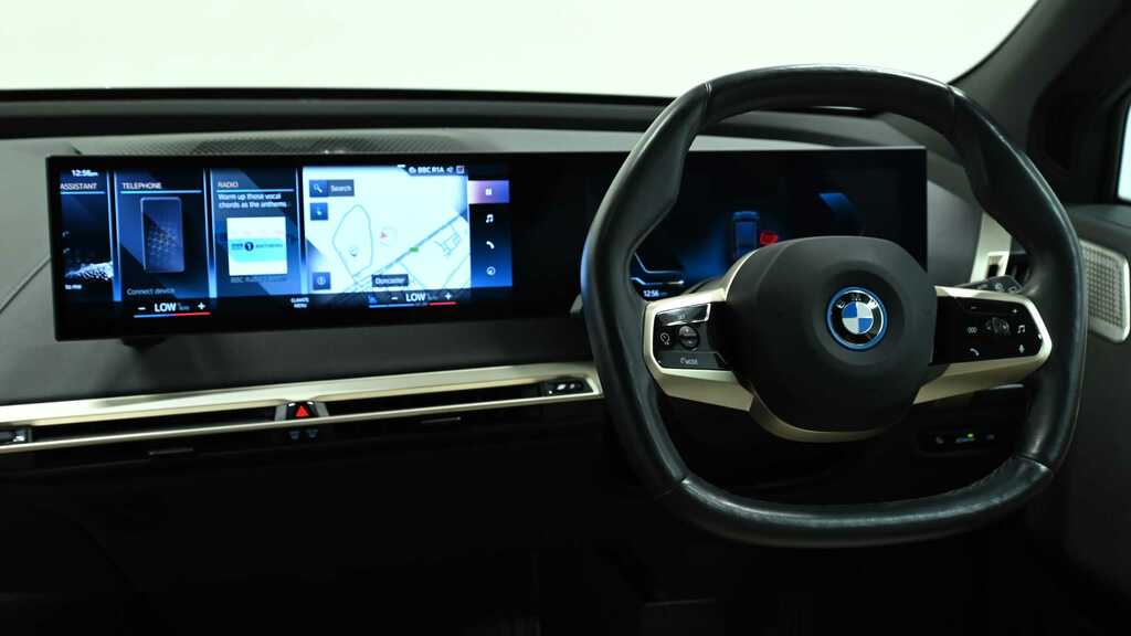 BMW iX 385Kw Xdrive50 M Sport 111.5Kwh 2022 Black #3