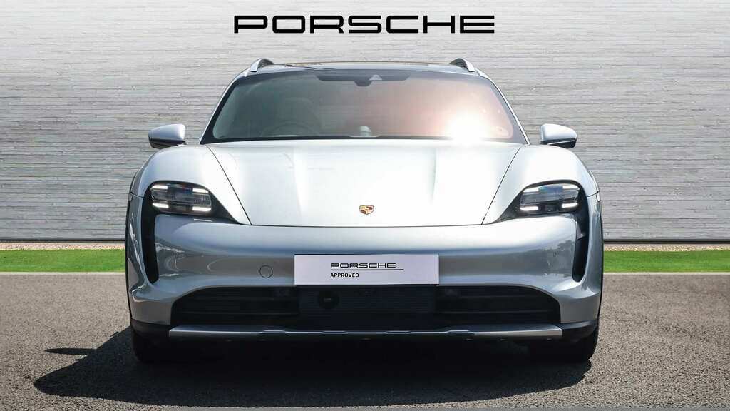 Porsche Taycan 4X2 Black #8
