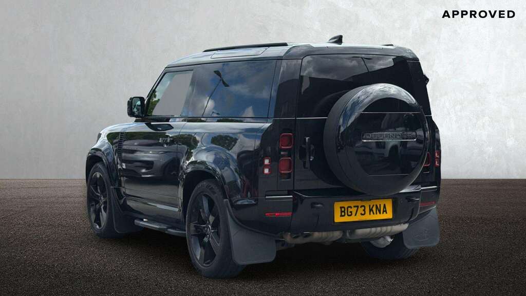 Land Rover Defender 90 3.0 D300 Hard Top X-dynamic Hse 2023 Black #2