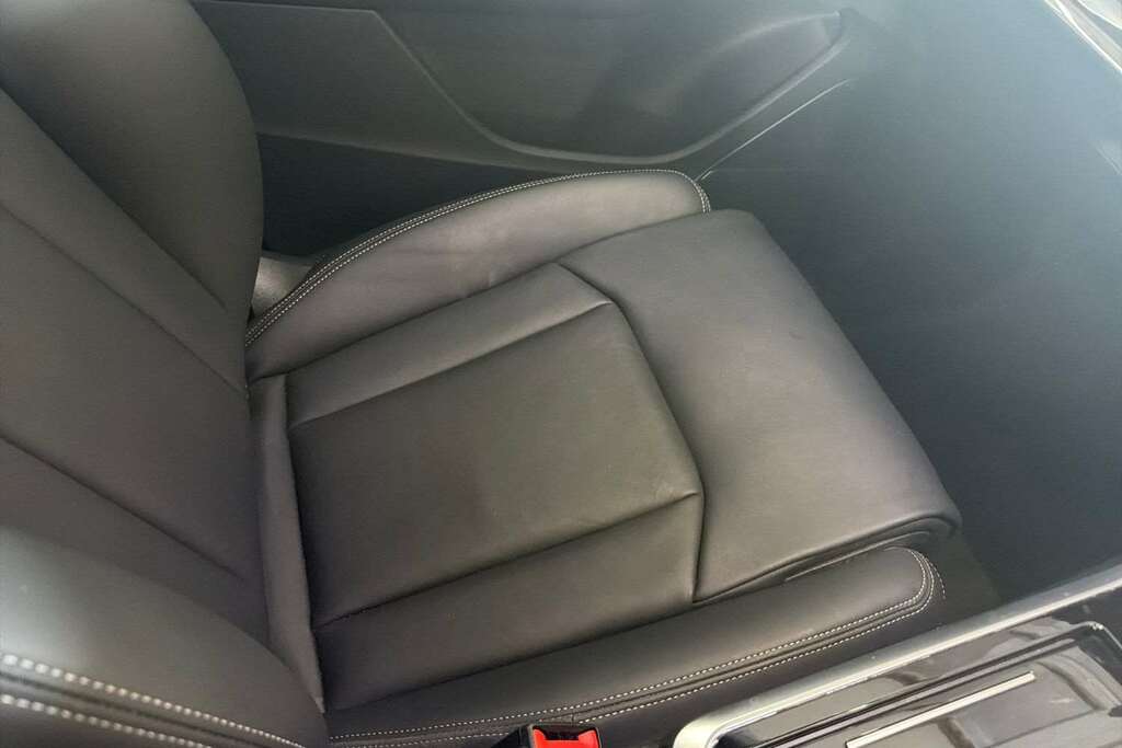 Audi Q7 Black Edition Black #22