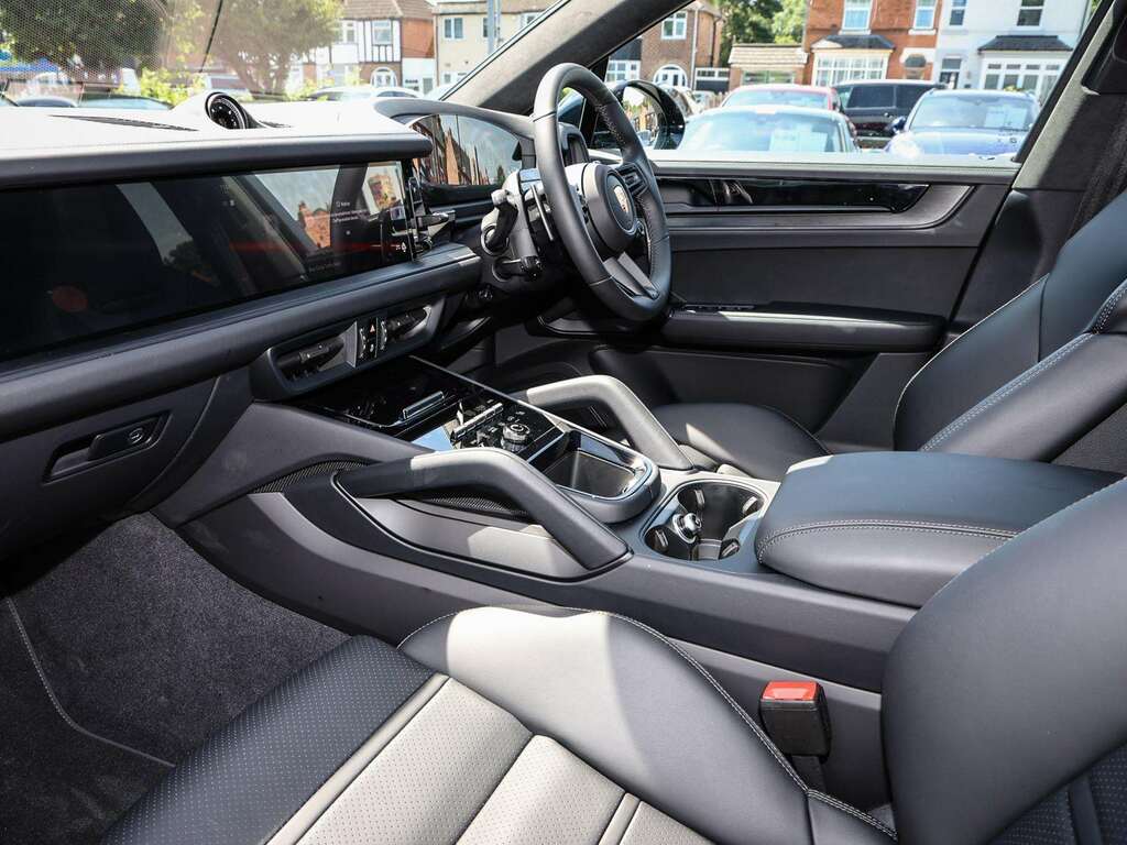 Porsche Cayenne E-hybrid Coupe Black Edition 2026 2026 Blue #5
