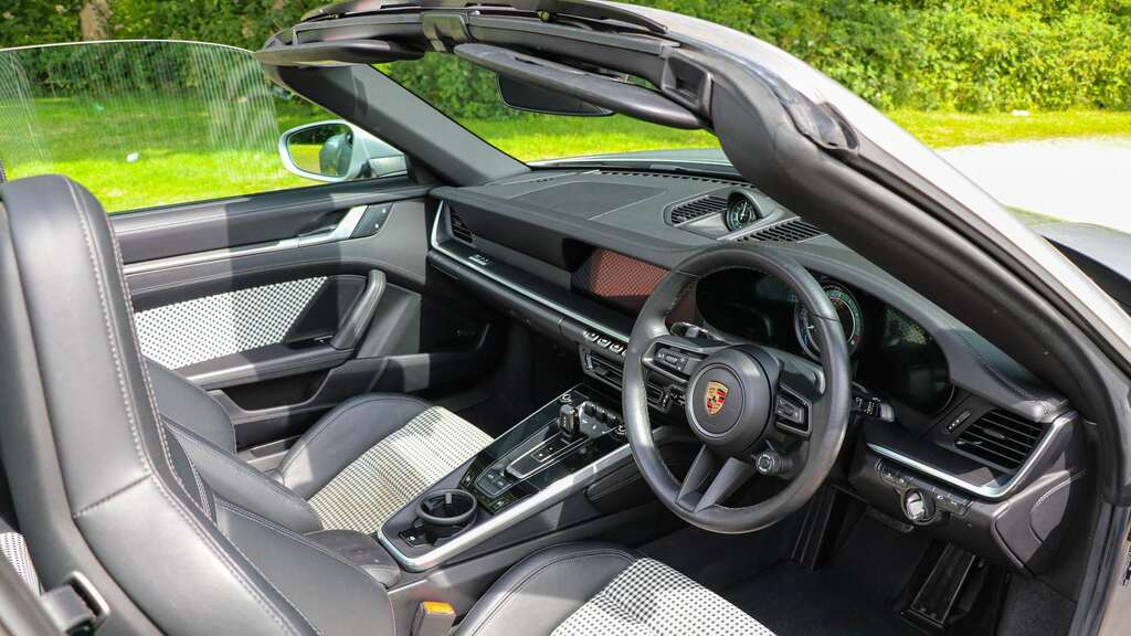 Porsche 911 Coupe Black #13