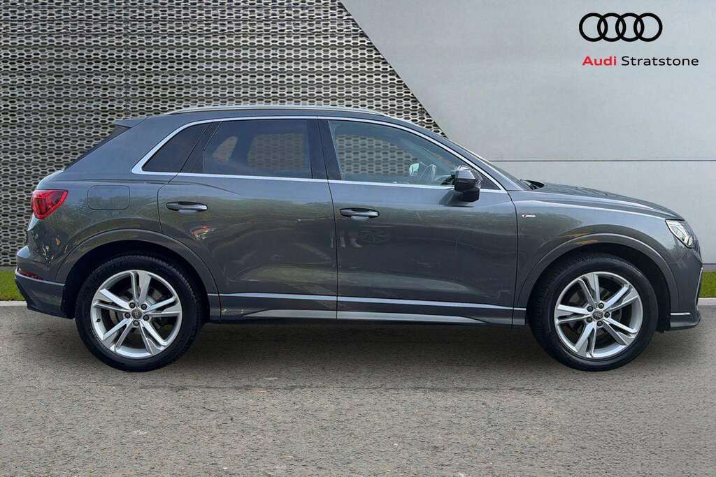 Audi Q3 35 Tfsi S Line S Tronic 2019 Grey #4