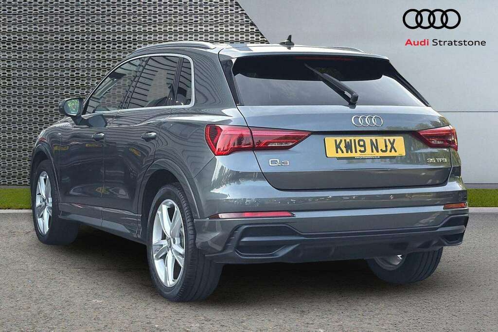 Audi Q3 35 Tfsi S Line S Tronic 2019 Grey #3
