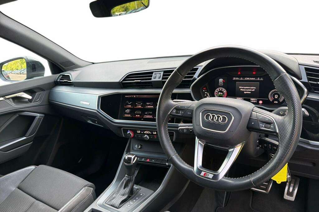 Audi Q3 35 Tfsi S Line S Tronic 2019 Grey #6