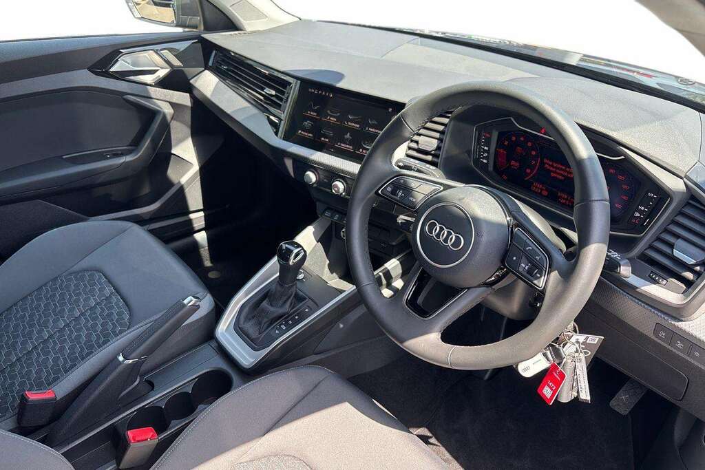 Audi A1 30 Tfsi Sport S Tronic 2025 LL25NKM Grey #6