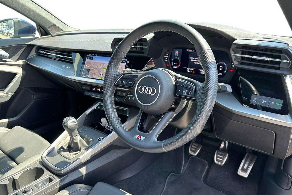 Audi A3 35 Tfsi S Line 2024 MJ24OMG Blue #6