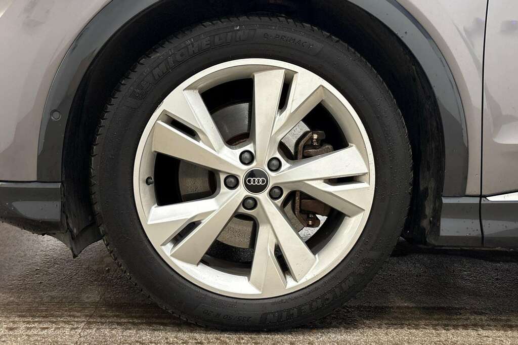 Audi Q4 E Tron 150Kw 40 82Kwh S Line 2022 Grey #5