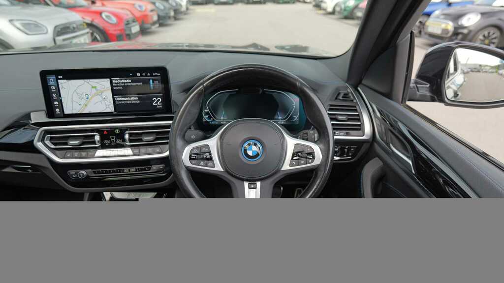 BMW iX3 210Kw M Sport 80Kwh 2022 Black #4