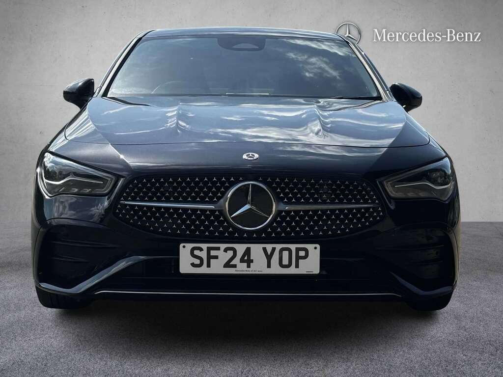 Mercedes-Benz CLA Class 180 Amg Line Executive Tip 2024 Black #2