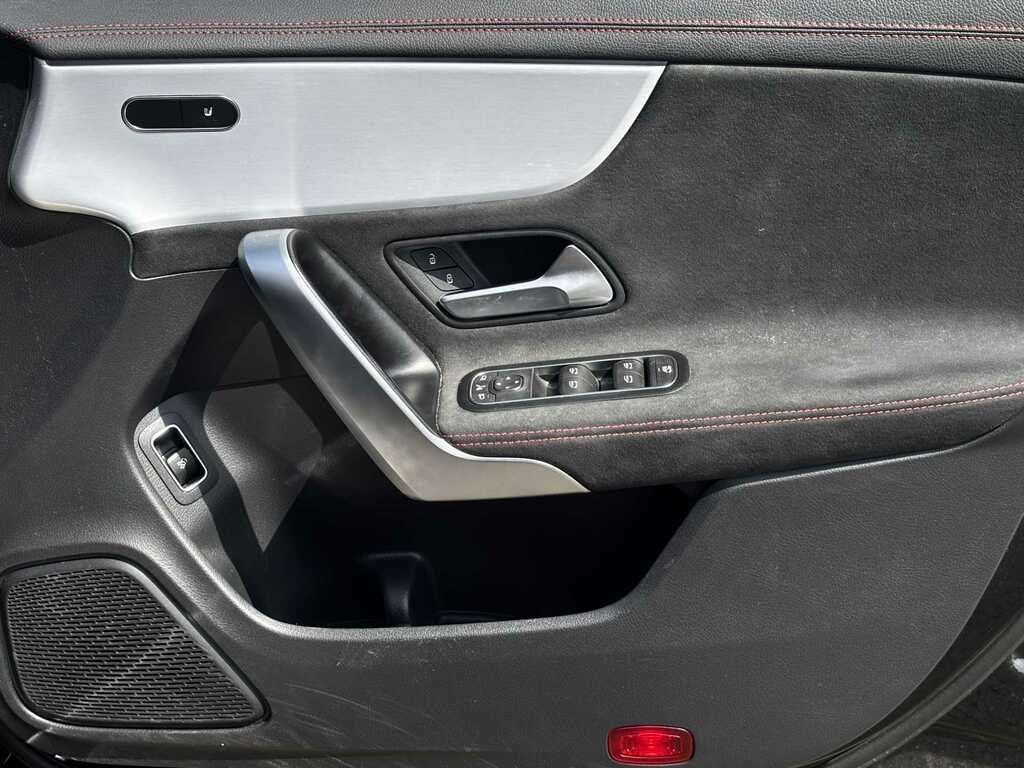 Mercedes-Benz CLA Class 200 Amg Line Executive Tip Grey #18