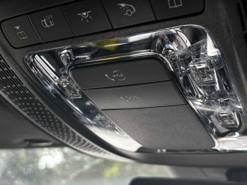 Mercedes-Benz CLA Class 200 Amg Line Executive Tip Grey #36