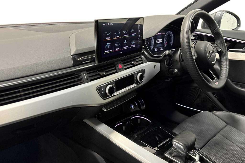 Audi A4 40 Tfsi 204 S Line S Tronic 2024 Grey #2