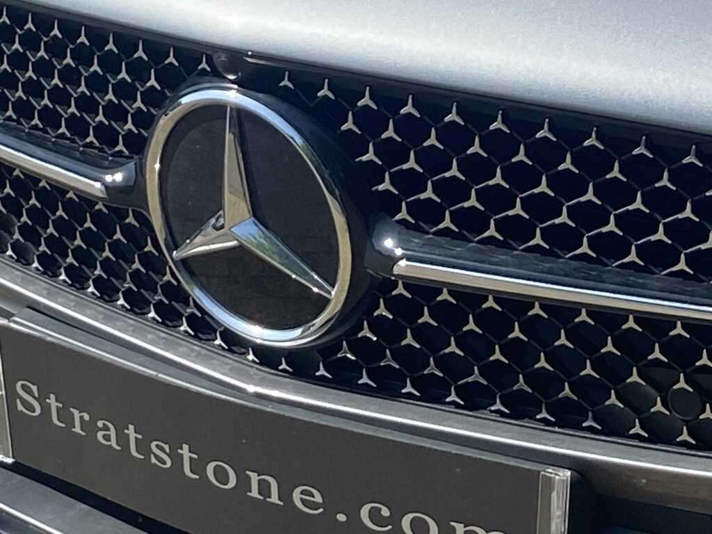Mercedes-Benz A Class A 180 Amg Line Premium Plus Hatchback Blue #8