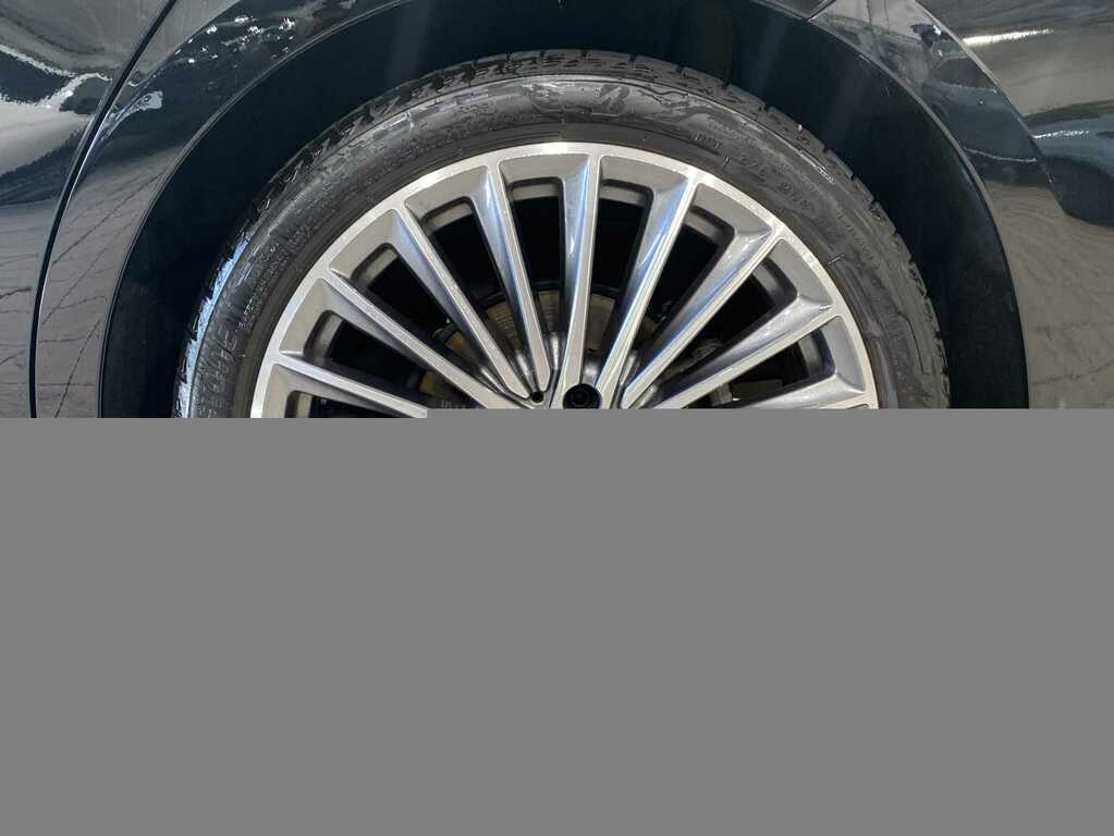 Mercedes-Benz CLA Class 180 Amg Line Premium Tip 2025 Black #4