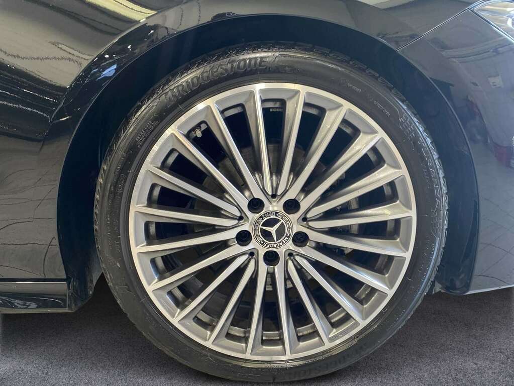 Mercedes-Benz CLA Class 180 Amg Line Premium Tip 2025 Black #3