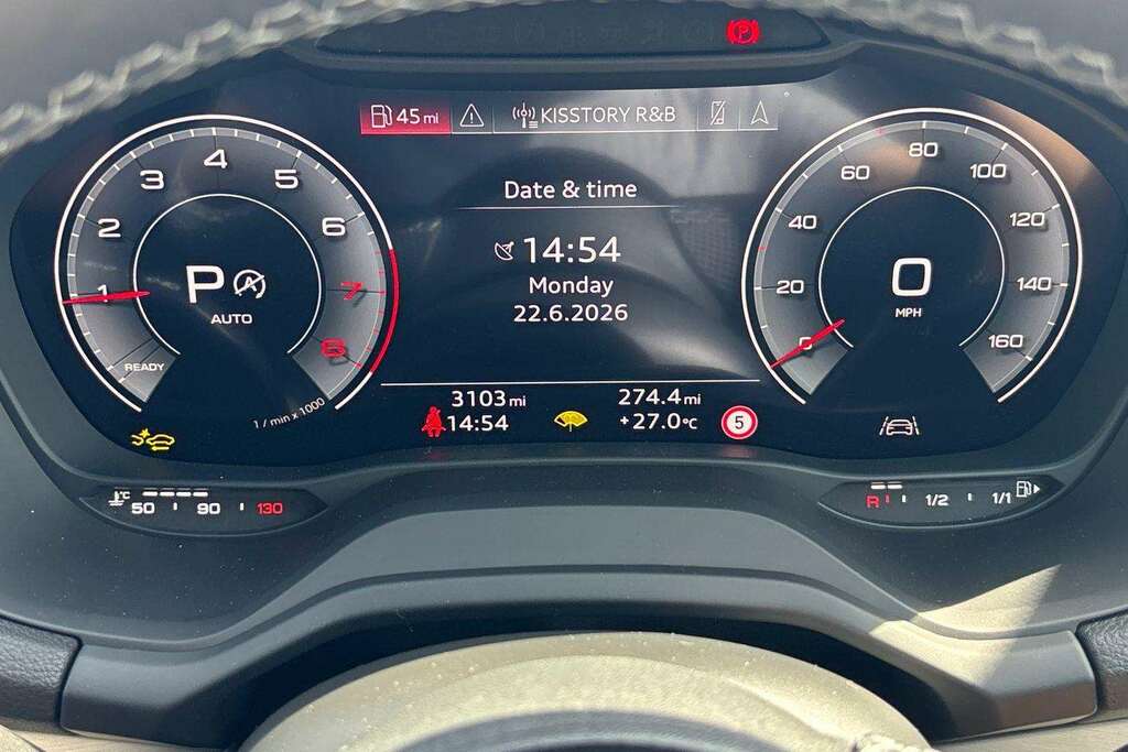 Audi Q2 1.5 Tfsi Cod 35 Black Edition Suv S Tro Grey #16
