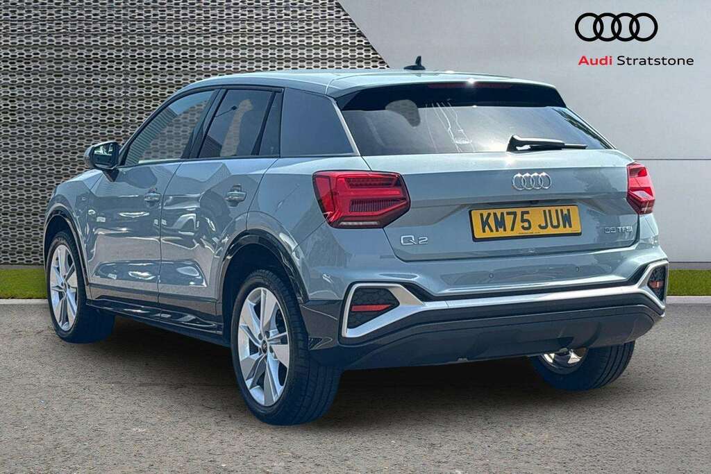 Audi Q2 35 Tfsi S Line S Tronic 2025 Grey #3
