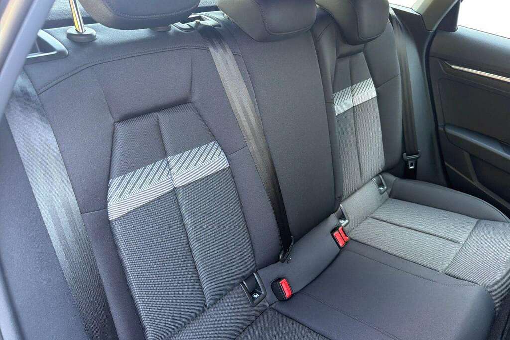 Audi A3 1.5 Tfsi 116 Sport 2026 Black #21