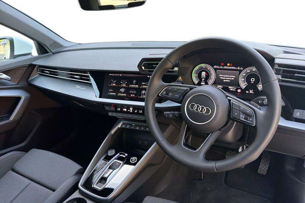 Audi A3 1.5 Tfsi E 204 Sport S Tronic 2026 White #6