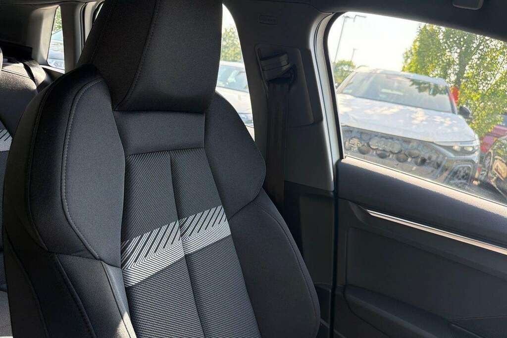 Audi A3 1.5 Tfsi 116 Sport 2026 Black #34