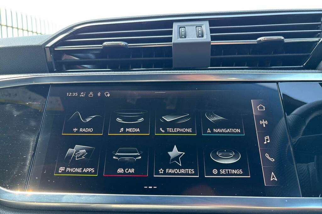 Audi Q3 35 Tdi S Line S Tronic Black #26