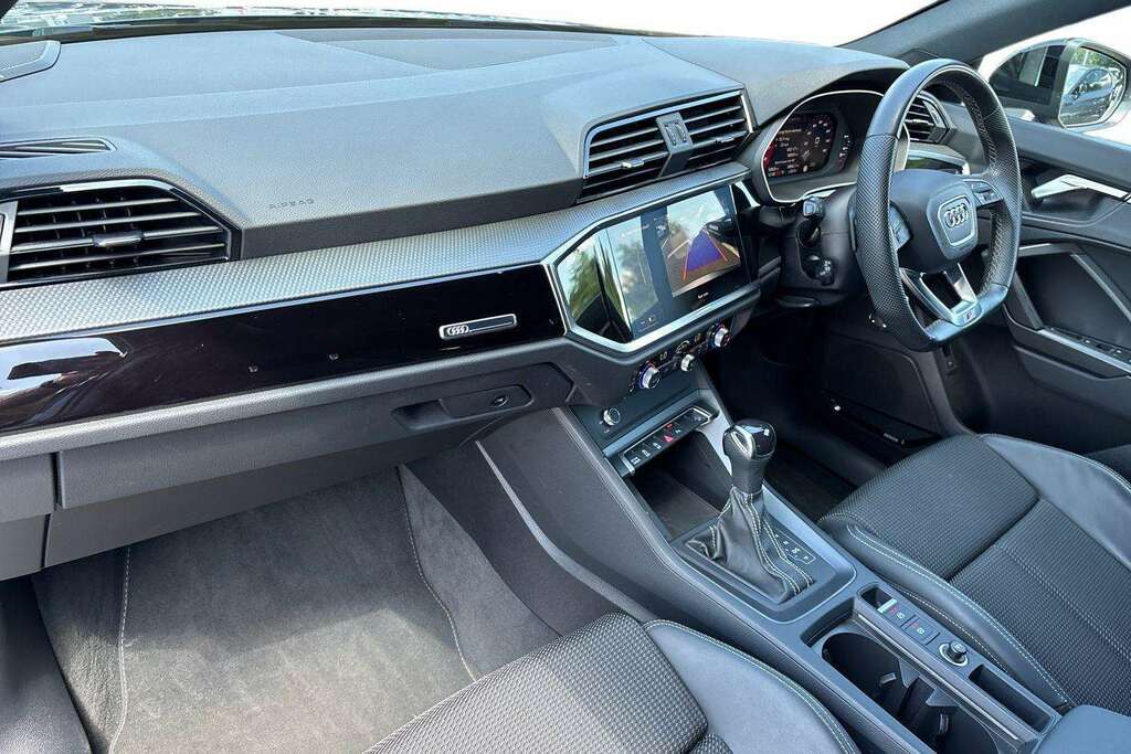 Audi Q3 35 Tfsi Black Edition S Tronic 2023 Grey #2