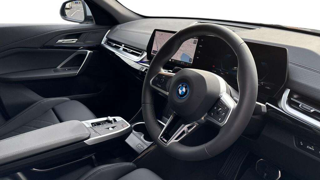 BMW iX2 150Kw Edrive20 M Sport 65Kwh Blue #7