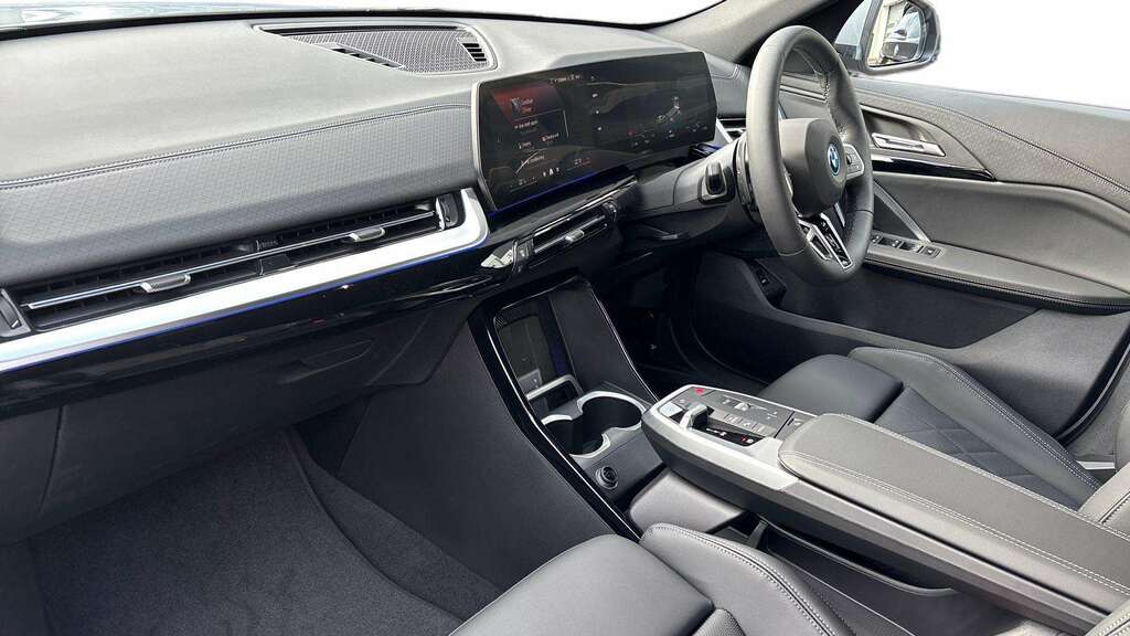 BMW iX2 150Kw Edrive20 M Sport 65Kwh Blue #8