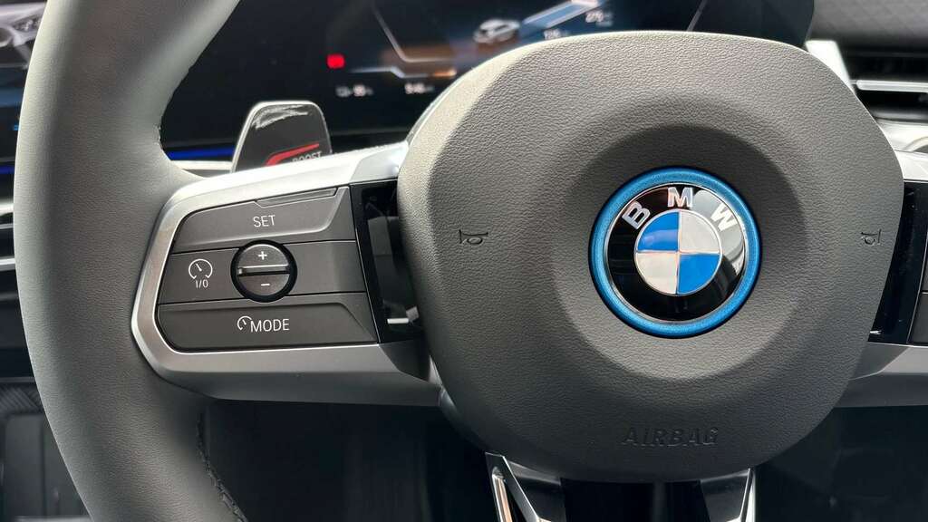 BMW iX2 150Kw Edrive20 M Sport 65Kwh Blue #21