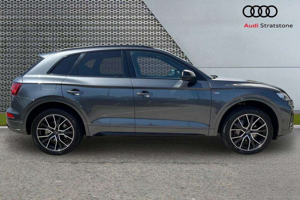 Audi Q5 40 Tdi Quattro Black Edition S Tronic 2023 Grey #4