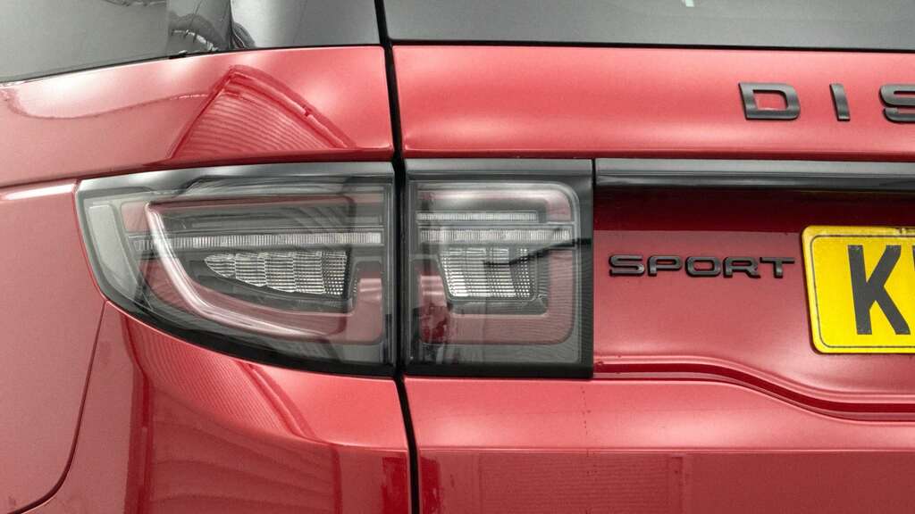 Land Rover Discovery Sport D200 Dynamic Se Black #16