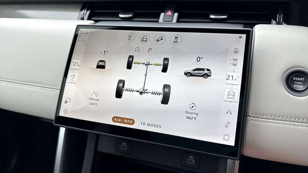 Land Rover Discovery Sport D200 Dynamic Se Black #27