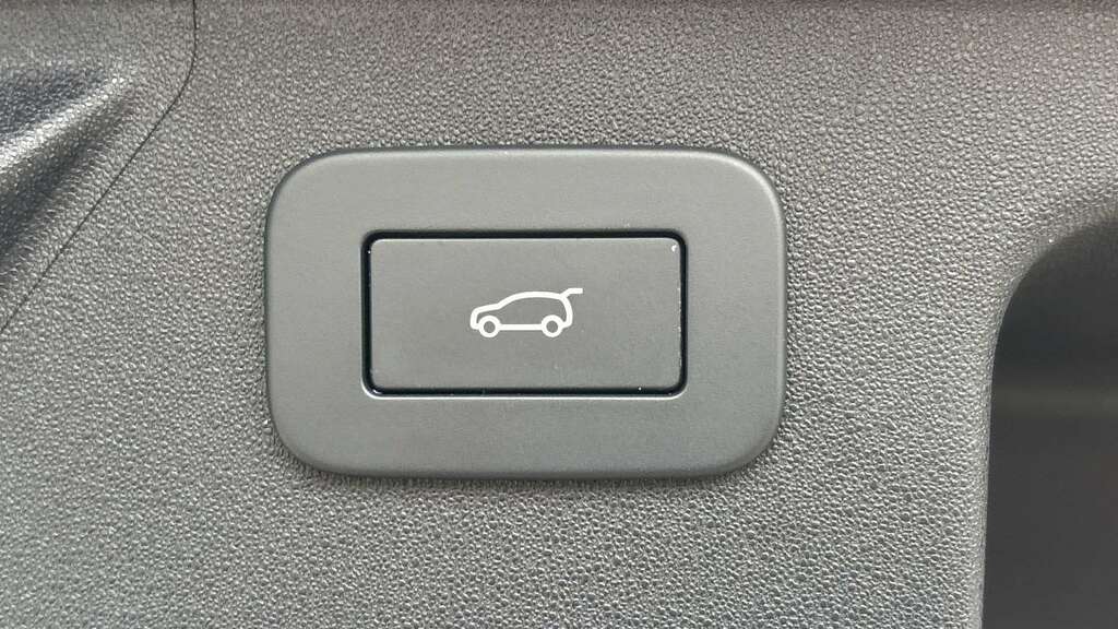 Land Rover Discovery Sport D200 Dynamic Se Black #24