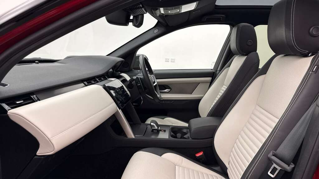 Land Rover Discovery Sport 2.0 D200 Dynamic Hse 7 Seat 2024 Red #3