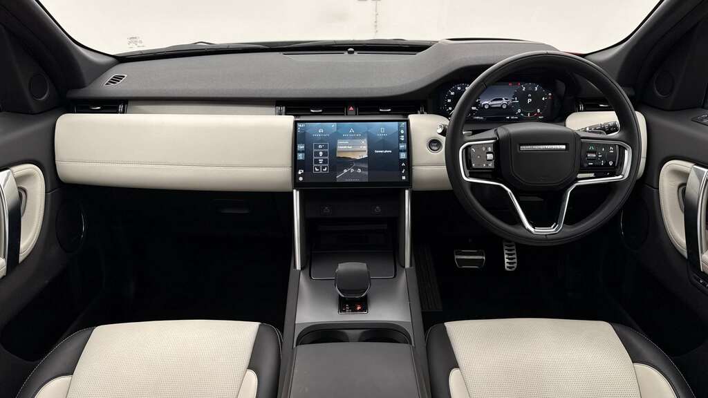 Land Rover Discovery Sport D200 Dynamic Se Black #9
