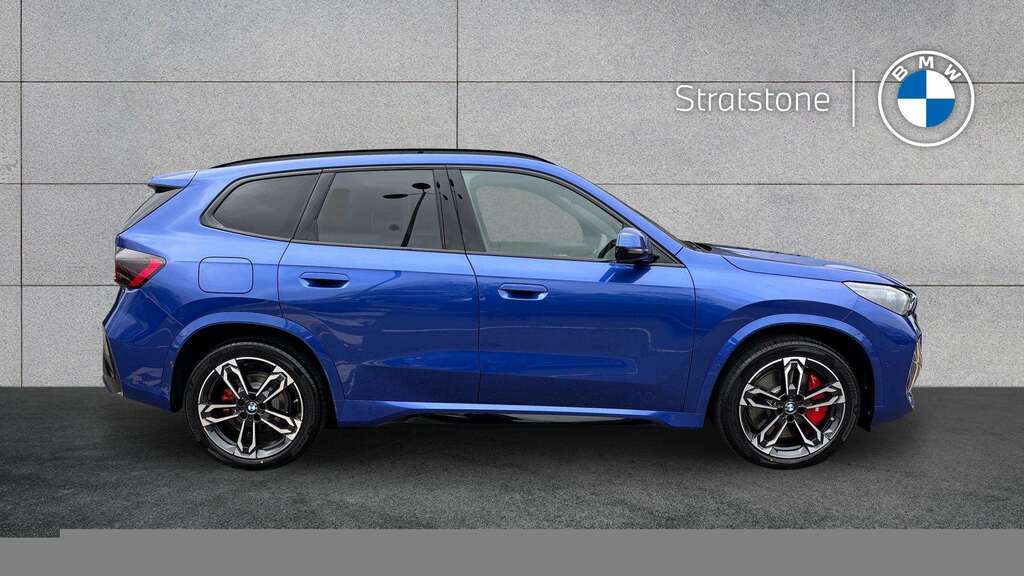 BMW iX1 150Kw Edrive20 M Sport 65Kwh 2026 Blue #3