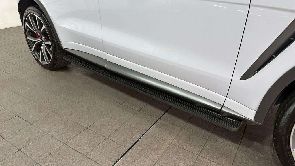 Jaguar F-Pace 2.0D 180 Chequered Flag Awd Grey #22