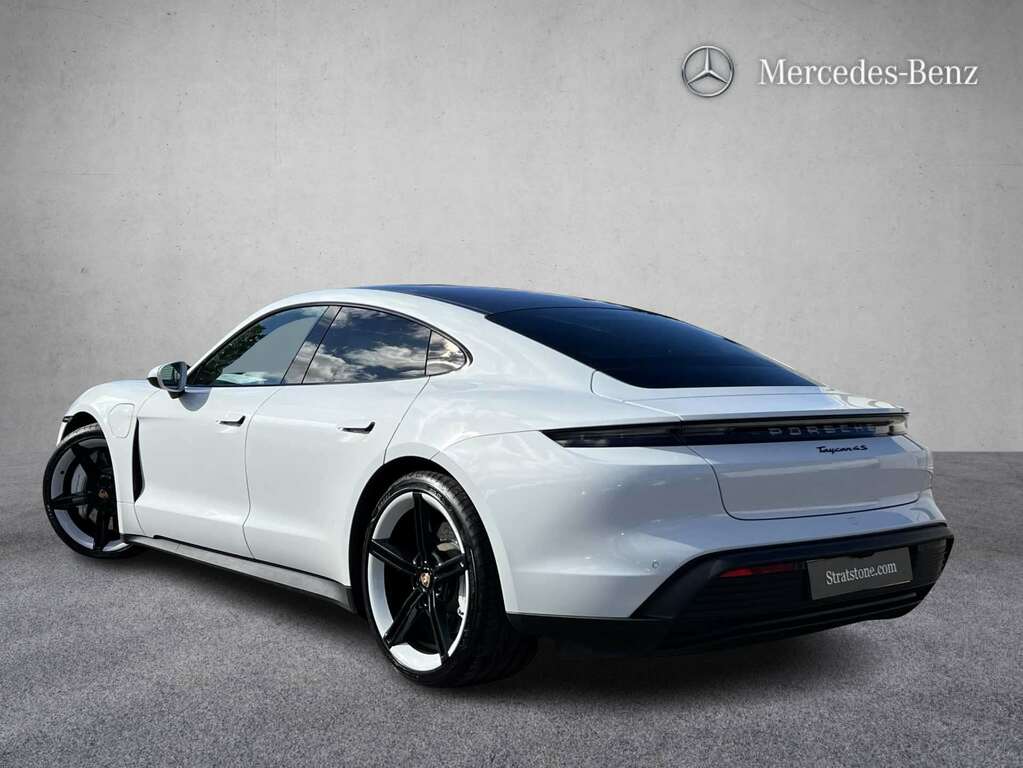 Porsche Taycan 390Kw 4S 79Kwh 2020 White #2