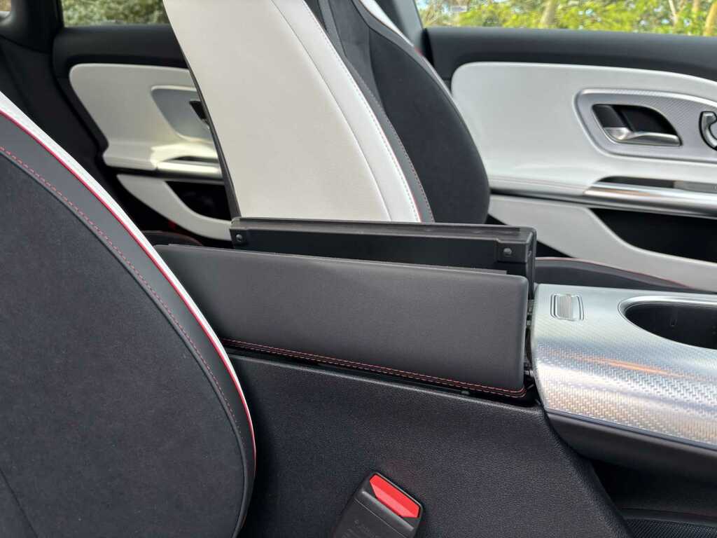 Mercedes-Benz CLA Class Cla250wth Eq Tc Amgln Pr Silver #29