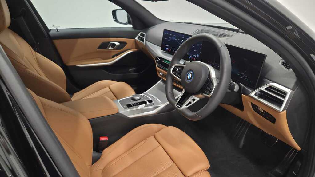 BMW 3 Series 330E 22.3 Kwh M Sport Step 2026 YR26UHH Black #6