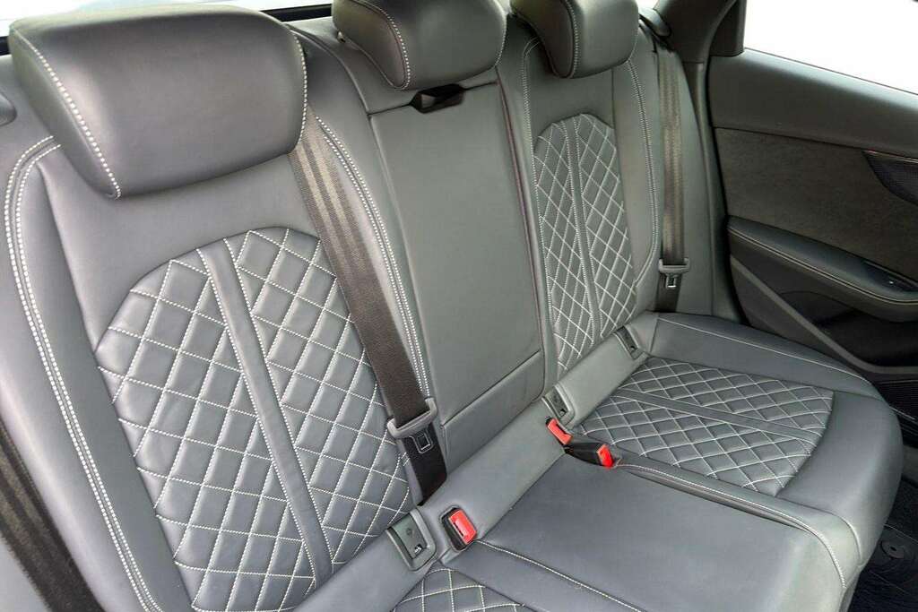 Audi A4 35 Tdi Black Edition S Tronic Black #19