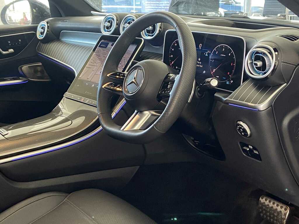 Mercedes-Benz GLC Class Glc 300 4Matic Rhd Black #30