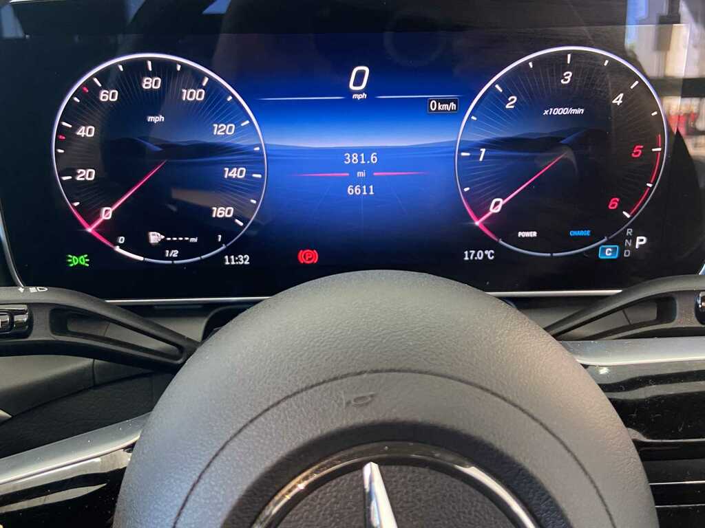 Mercedes-Benz GLC Class Glc 300 4Matic Rhd Black #34