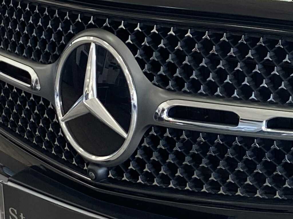 Mercedes-Benz GLC Class Glc 300 4Matic Rhd Black #14