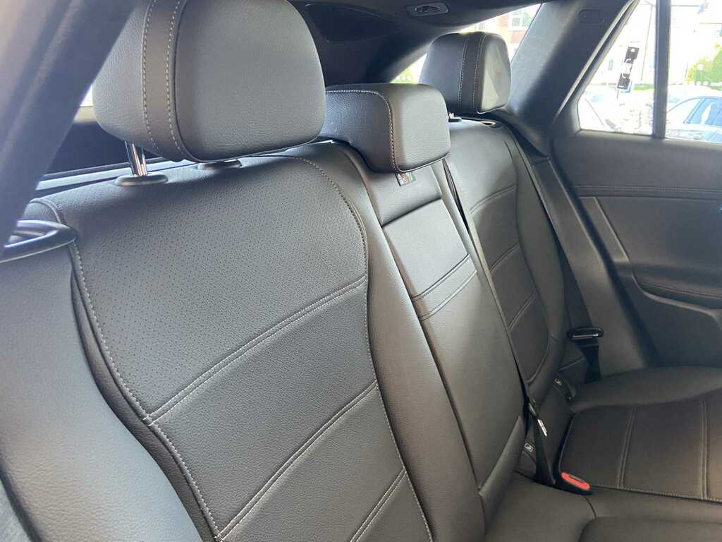 Mercedes-Benz GLC Class Glc 300 4Matic Rhd Black #25