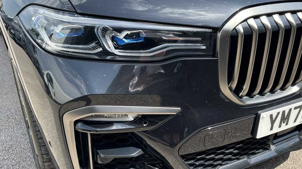 BMW X7 Xdrive40d Mht M Sport Step Black #32
