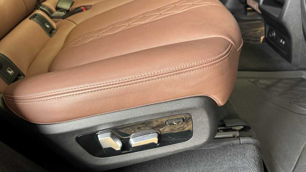 BMW X7 Xdrive40d Mht M Sport Step Black #28